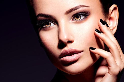 Gesichtsbehandlungen